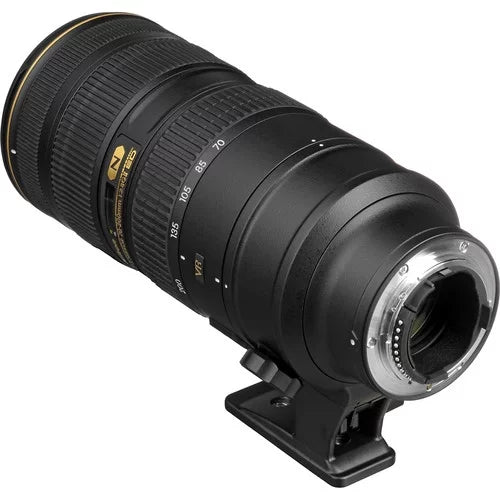 Nikon AF-S NIKKOR 70-200mm f/2.8G ED VR II Lens - PRO BUNDLE
