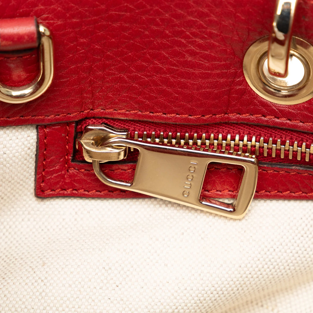 Pre-Owned Authenticated Gucci Medium Bamboo Shopper Calf Leather Red Satchel Unisex (Good)